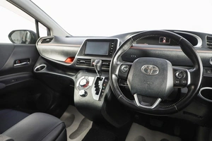Минивэн Toyota Sienta 2016 года, 1299000 рублей, Новосибирск