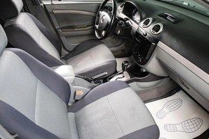 Хетчбэк Chevrolet Lacetti 2010 года, 459000 рублей, Сургут