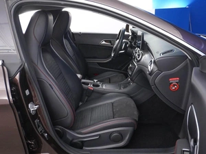 Седан Mercedes-benz CLA-класс 2016 года, 2098444 рублей, Москва