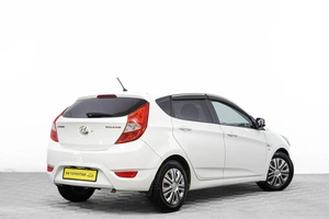 Хетчбэк Hyundai Solaris 2011 года, 799000 рублей, Барнаул