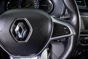 Седан Renault Logan Stepway 2022 года, 1559000 рублей, Пермь