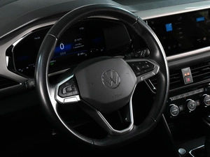 Внедорожник Volkswagen Taos 2021 года, 2670000 рублей, Аксай