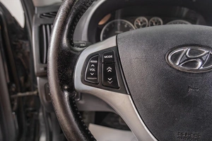 Хетчбэк Hyundai i30 2009 года, 709000 рублей, Томск