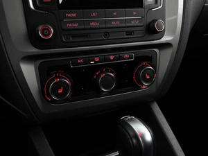 Седан Volkswagen Jetta 2017 года, 1347055 рублей, Москва
