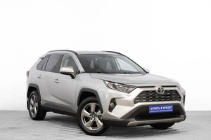 Внедорожник Toyota RAV4 2019 года, 3489000 рублей, Барнаул