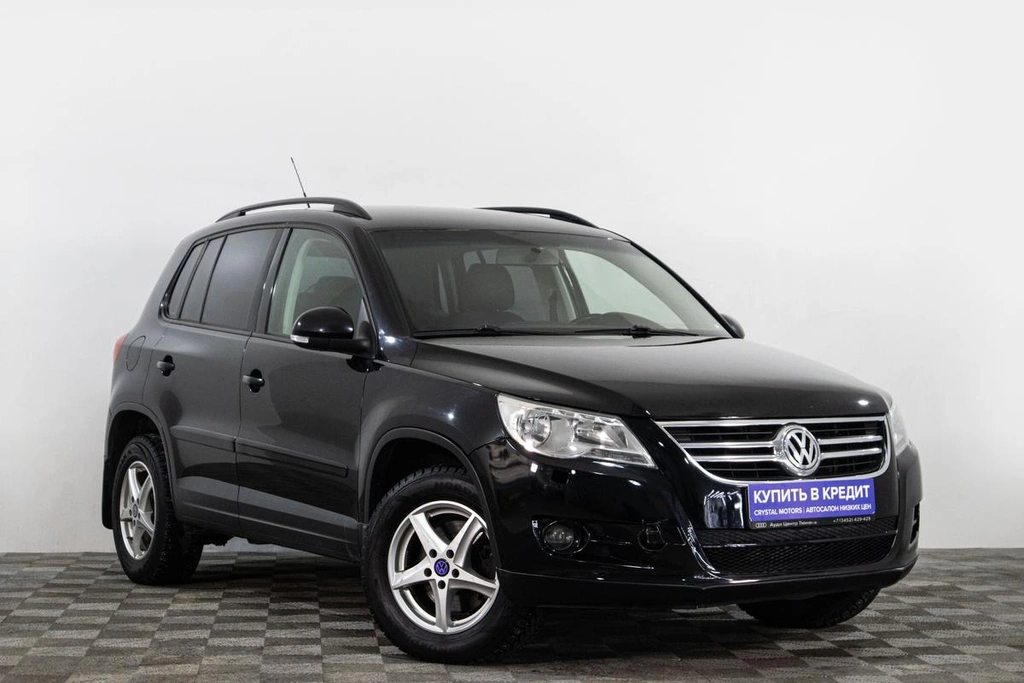 Внедорожник Volkswagen Tiguan 2010 года, 1489000 рублей, Сургут