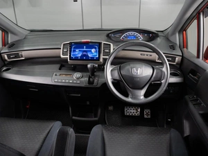 Минивэн Honda Freed 2011 года, 1189000 рублей, Тюмень