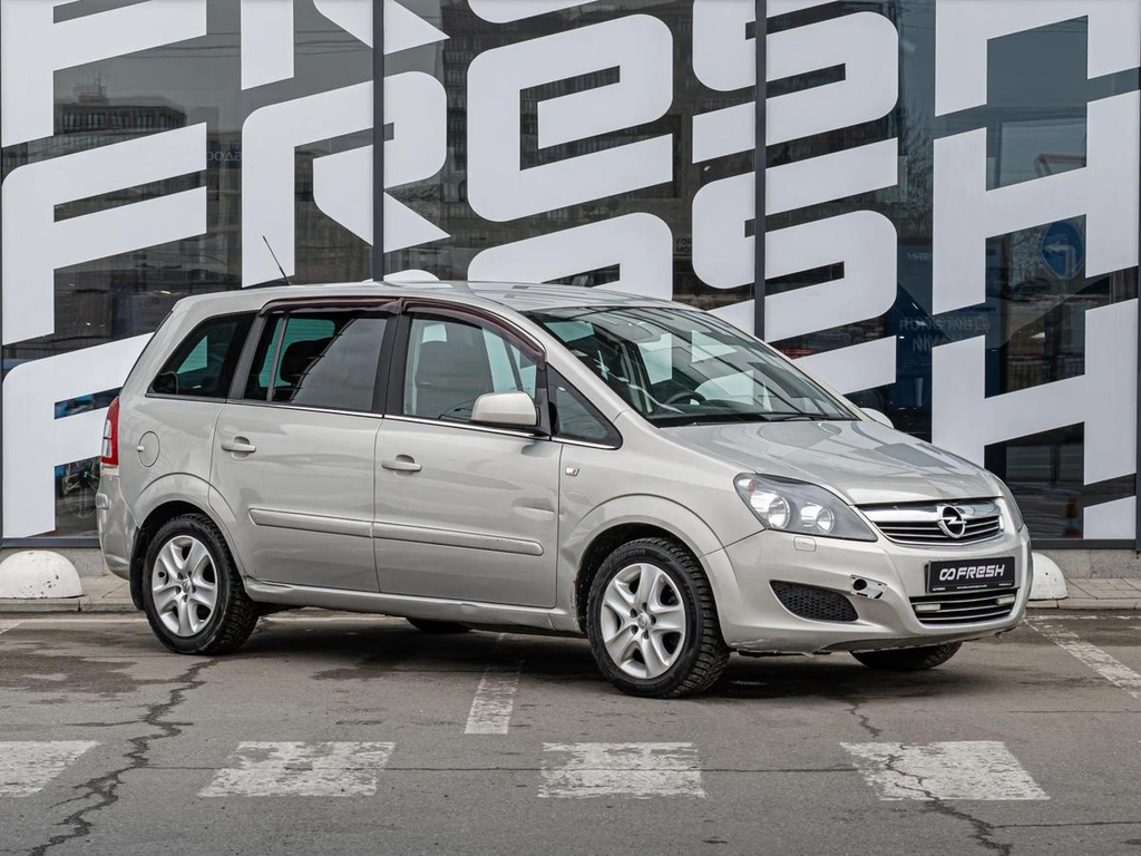 Минивэн Opel Zafira 2011 года, 680000 рублей, Краснодар
