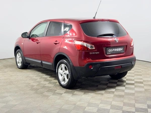 Внедорожник Nissan Qashqai 2010 года, 924900 рублей, Казань