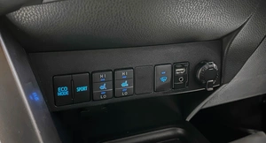 Внедорожник Toyota RAV4 2018 года, 2380000 рублей, Красноярск