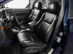 Седан Toyota Avensis 2008 года, 779000 рублей, Тюмень