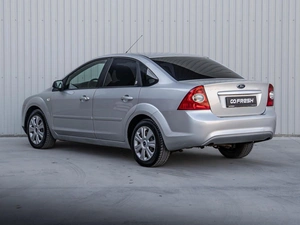 Седан Ford Focus 2006 года, 530000 рублей, Краснодар