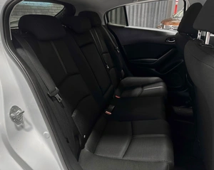 Хетчбэк Mazda Axela 2016 года, 1347000 рублей, Красноярск