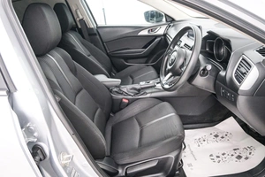 Седан Mazda Axela 2017 года, 1329000 рублей, Красноярск