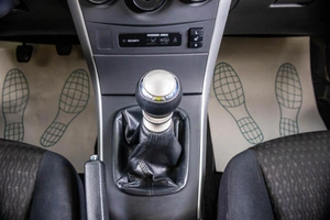 Седан Toyota Corolla 2013 года, 1049000 рублей, Пермь