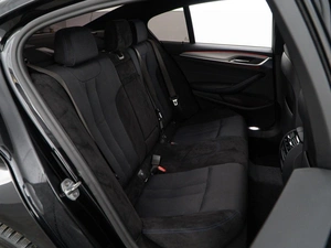 Седан BMW 5 серия 2019 года, 3987444 рублей, Москва