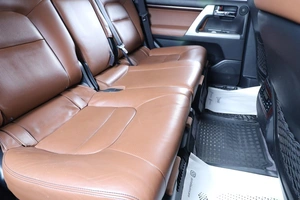 Внедорожник Toyota Land Cruiser 2015 года, 4499000 рублей, Новосибирск