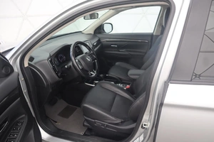 Внедорожник Mitsubishi Outlander 2017 года, 2130000 рублей, Орёл