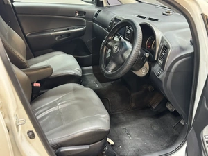 Минивэн Toyota Wish 2005 года, 847000 рублей, Красноярск