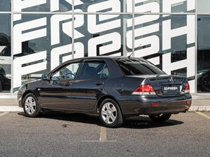 Седан Mitsubishi Lancer 2004 года, 480000 рублей, Краснодар