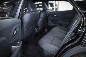 Седан Toyota Crown 2023 года, 6999999 рублей, Москва