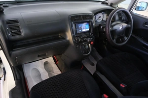 Минивэн Honda Stream 2002 года, 589000 рублей, Омск