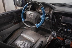 Внедорожник Toyota Land Cruiser 2002 года, 2449000 рублей, Томск