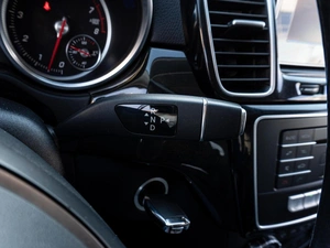 Внедорожник Mercedes-benz GLE-класс 2016 года, 3089000 рублей, Саратов