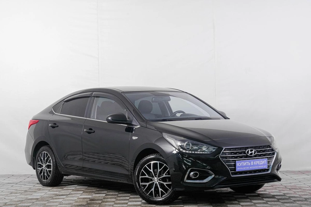 Седан Hyundai Solaris 2018 года, 1499000 рублей, Кемерово