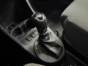 Хетчбэк Skoda Fabia 2014 года, 835000 рублей, Красноярск