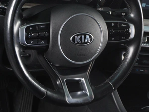 Седан Kia K5 2020 года, 2930000 рублей, Минеральные Воды