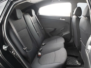 Седан Hyundai Solaris 2014 года, 990000 рублей, Омск