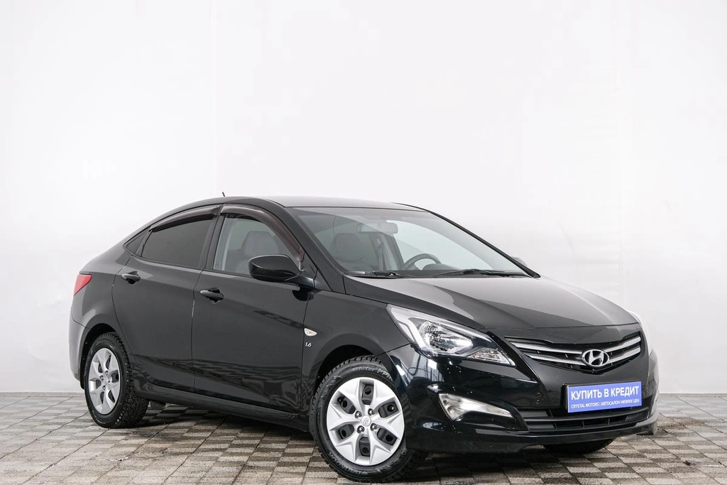 Седан Hyundai Solaris 2016 года, 1249000 рублей, Красноярск