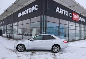 Седан Mercedes-benz E-класс 2009 года, 1400000 рублей, Мирное