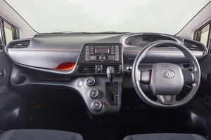 Минивэн Toyota Sienta 2016 года, 1529000 рублей, Пермь
