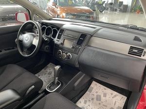 Хетчбэк Nissan Tiida 2012 года, 697000 рублей, Солонцы