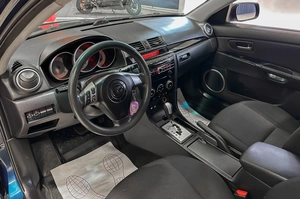 Хетчбэк Mazda 3 2007 года, 640000 рублей, Красноярск