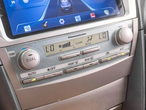 Седан Toyota Camry 2006 года, 829000 рублей, Тюмень