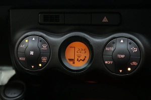 Хетчбэк Toyota Passo 2015 года, 698000 рублей, Солонцы