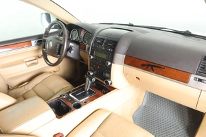 Внедорожник Volkswagen Touareg 2008 года, 999000 рублей, Пермь