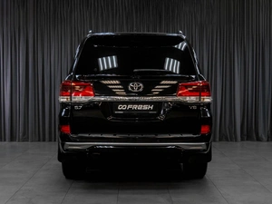 Внедорожник Toyota Land Cruiser 2019 года, 6849000 рублей, Тюмень