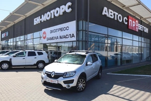 Хэтчбек Renault Sandero 2015 года, 1010000 рублей, Мирное