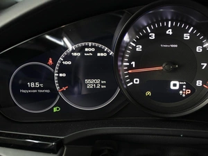 Внедорожник Porsche Cayenne 2018 года, 6980000 рублей, Омск