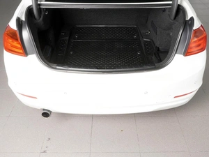 Седан BMW 3 серия 2012 года, 1750000 рублей, Красный Пахарь