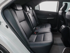 Седан Toyota Camry 2017 года, 2429000 рублей, Сургут