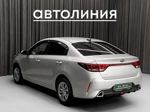 Седан Kia Rio 2020 года, 1150000 рублей, Красноярск