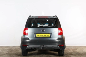 Внедорожник Skoda Yeti 2013 года, 729000 рублей, Тюмень