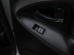 Внедорожник Toyota RAV4 2011 года, 1750000 рублей, Красноярск