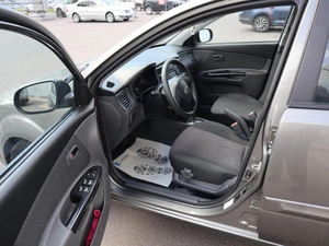 Седан Kia Rio 2011 года, 790000 рублей, Железногорск
