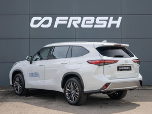 Внедорожник Toyota Highlander 2026 года, 5450000 рублей, Краснодар